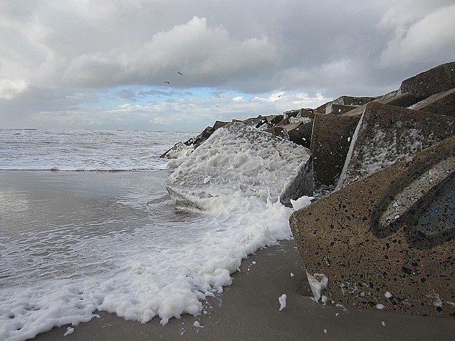 storm-strand-denise-miltenburg