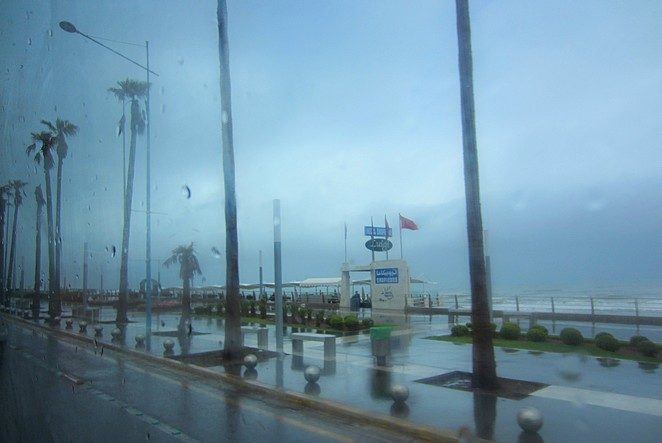 regen-boulevard-casablanca