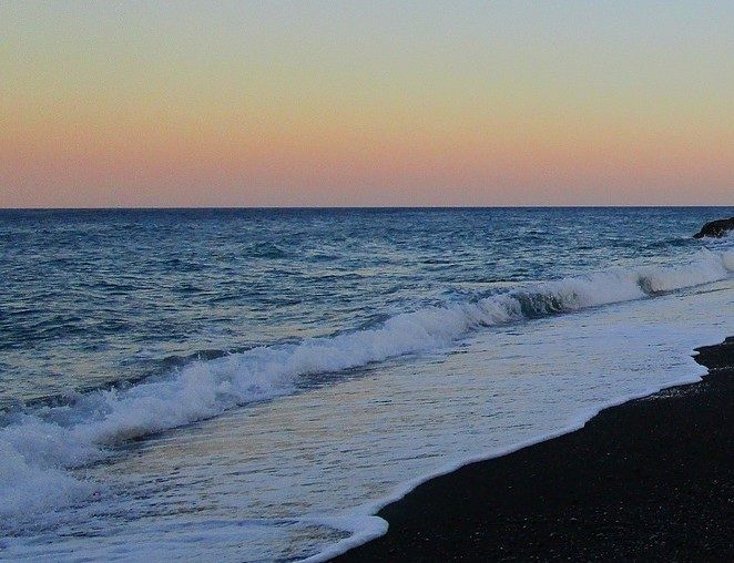 Mooi-strand-santorini
