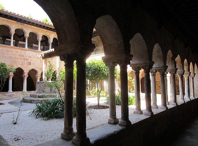 klooster-bezienswaardigheid-frejus