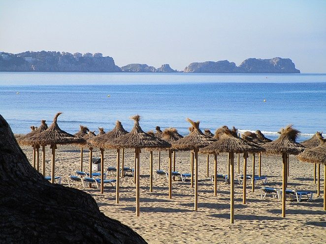 strandvakantie-kort-vliegen