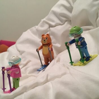 playmobil-wintersport-skiers