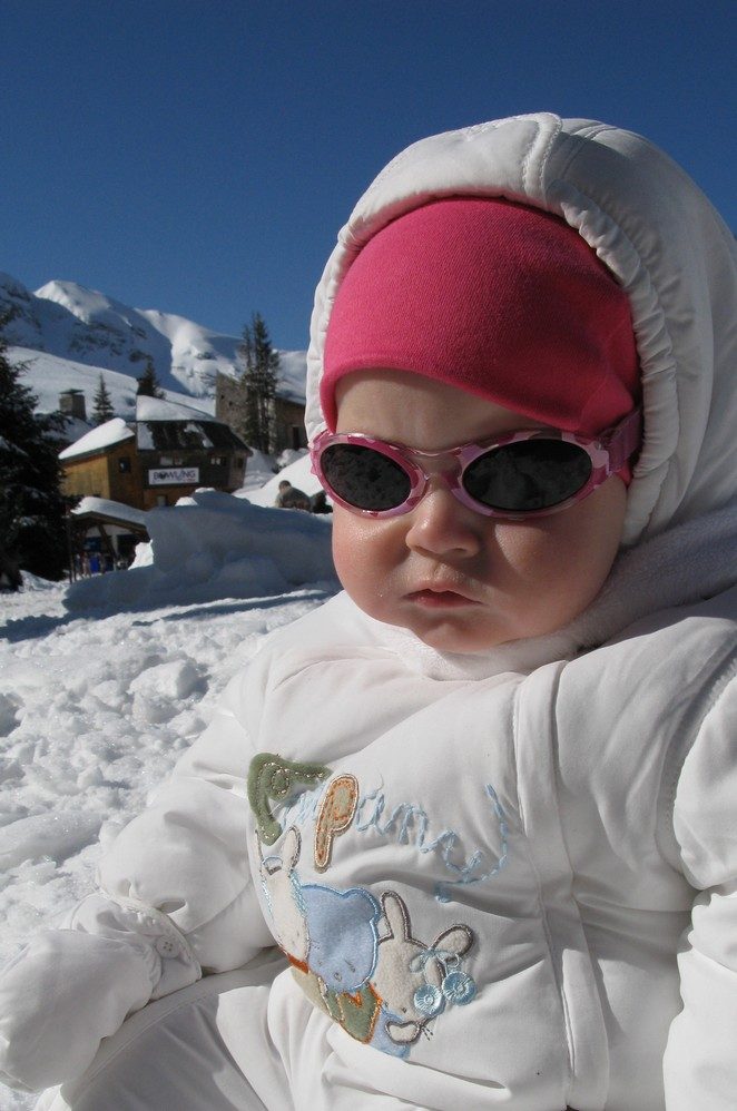 wintersport-met-baby-kleding