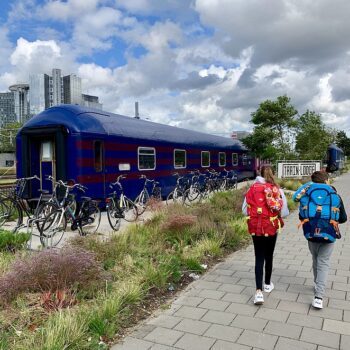 train-lodge-amsterdam