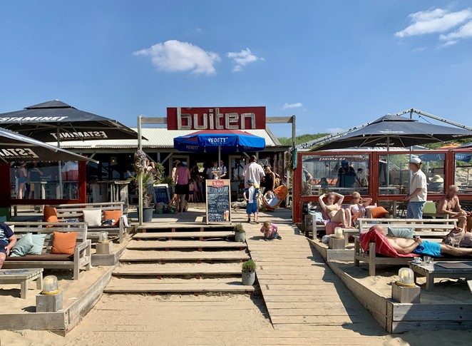 buiten strandtenten den haag