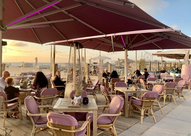 twins strandtent scheveningen