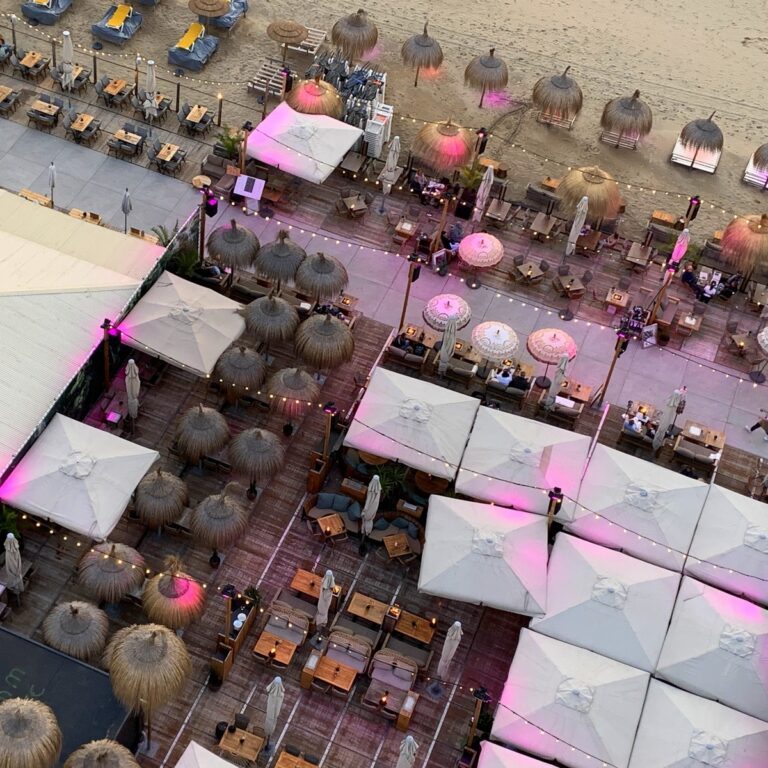 dinner-in-the-sky-scheveningen